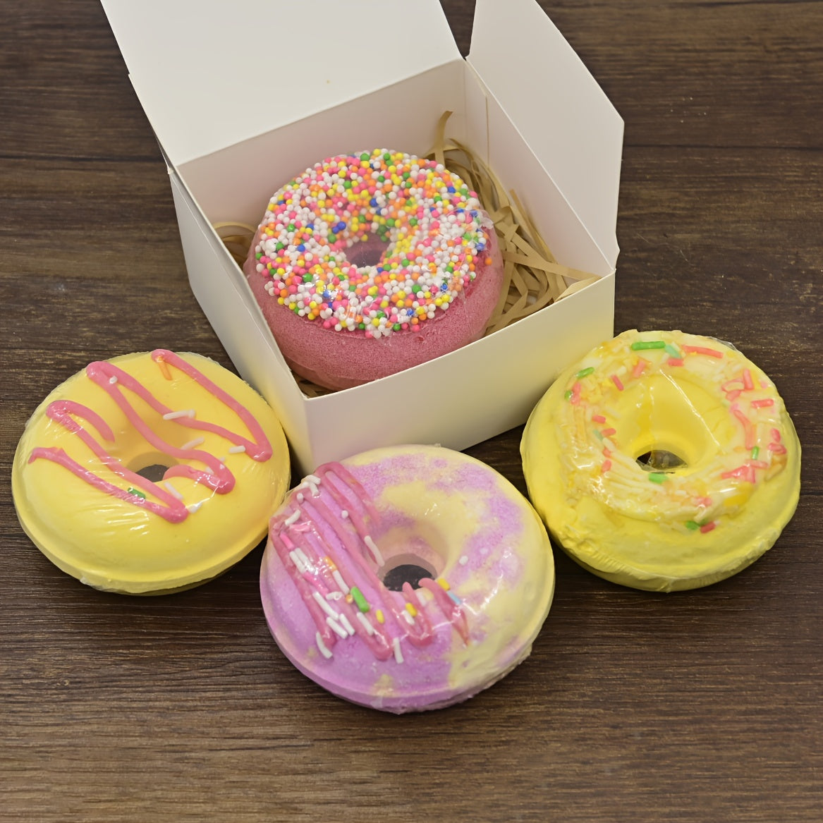 1pc Scrumptious Dessert-Shaped Bath Salt Bomb - Luxurious Moisturizing & Exfoliating Fizzy Ball for Dry Skin Care - Indulge in a Revitalizing, Bubble Bath Spa Experience