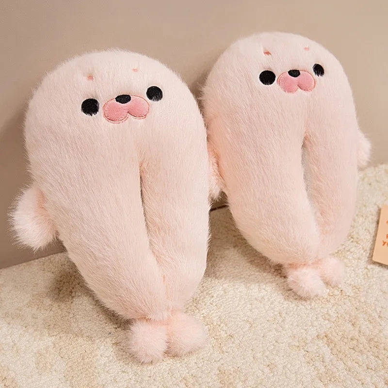 Winter Home Slippers for Couples Warm Plush Neutral Cartoon Seal Indoor Anti Slip Comfortable Cotton Slippers for Men and Women