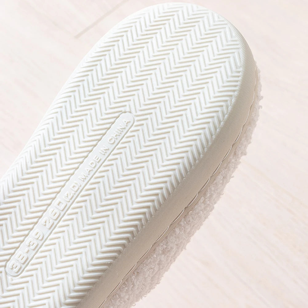 Christmas Furry Slippers Flat Santa Claus Plush Closed Toe Slippers Anti Slip Plush Slip-on House Shoes Plaid Household Supplies