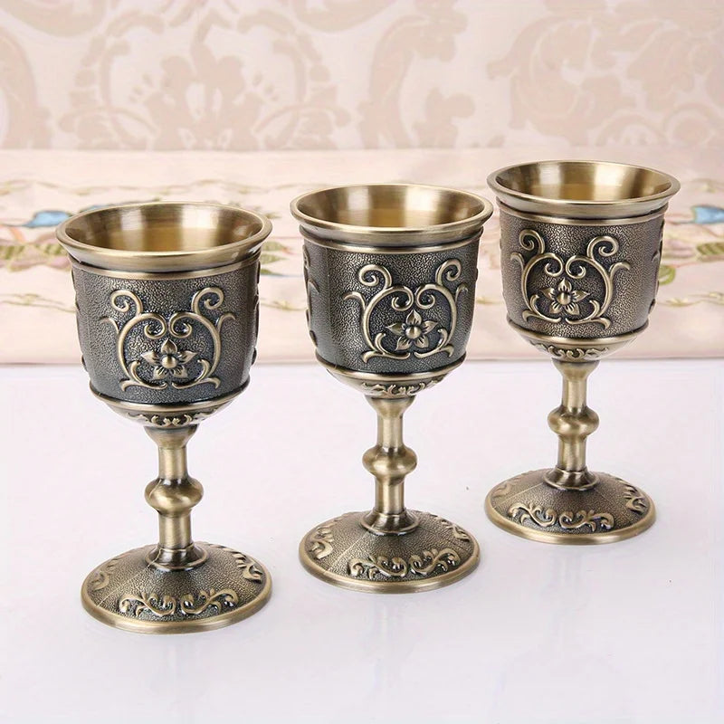 30/50ml Metal Wine Glasses Retro Wine Cup Goblet Vintage European Style Champagne Cocktail Glasses Bar Home Decor Drinkware