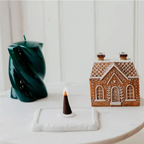 A19F-1PCS Gingerbread House Incense Burner, Resin Log Cabin Incense Burner, Christmas Incense Burner,Home Chimney Decorations Du