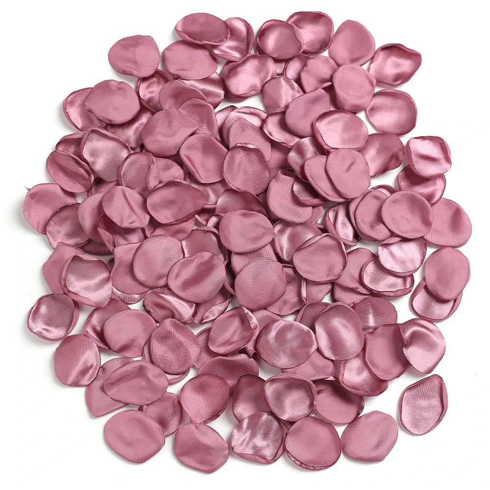 100/200Pcs Pink 4cm Silk Rose Petals Romantic Room Decoration Wedding Decor For Flower Girl Baskets Dinner Table Bridal Showers