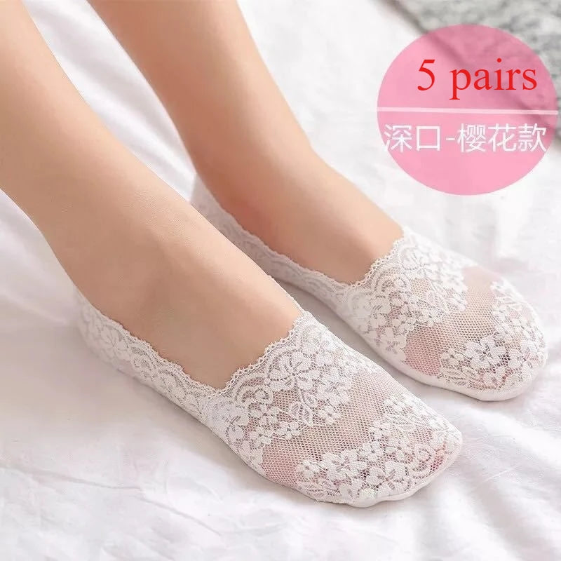 New lace boat socks women's summer thin shallow mouth silicone non-slip invisible socks do not fall off the heel socks