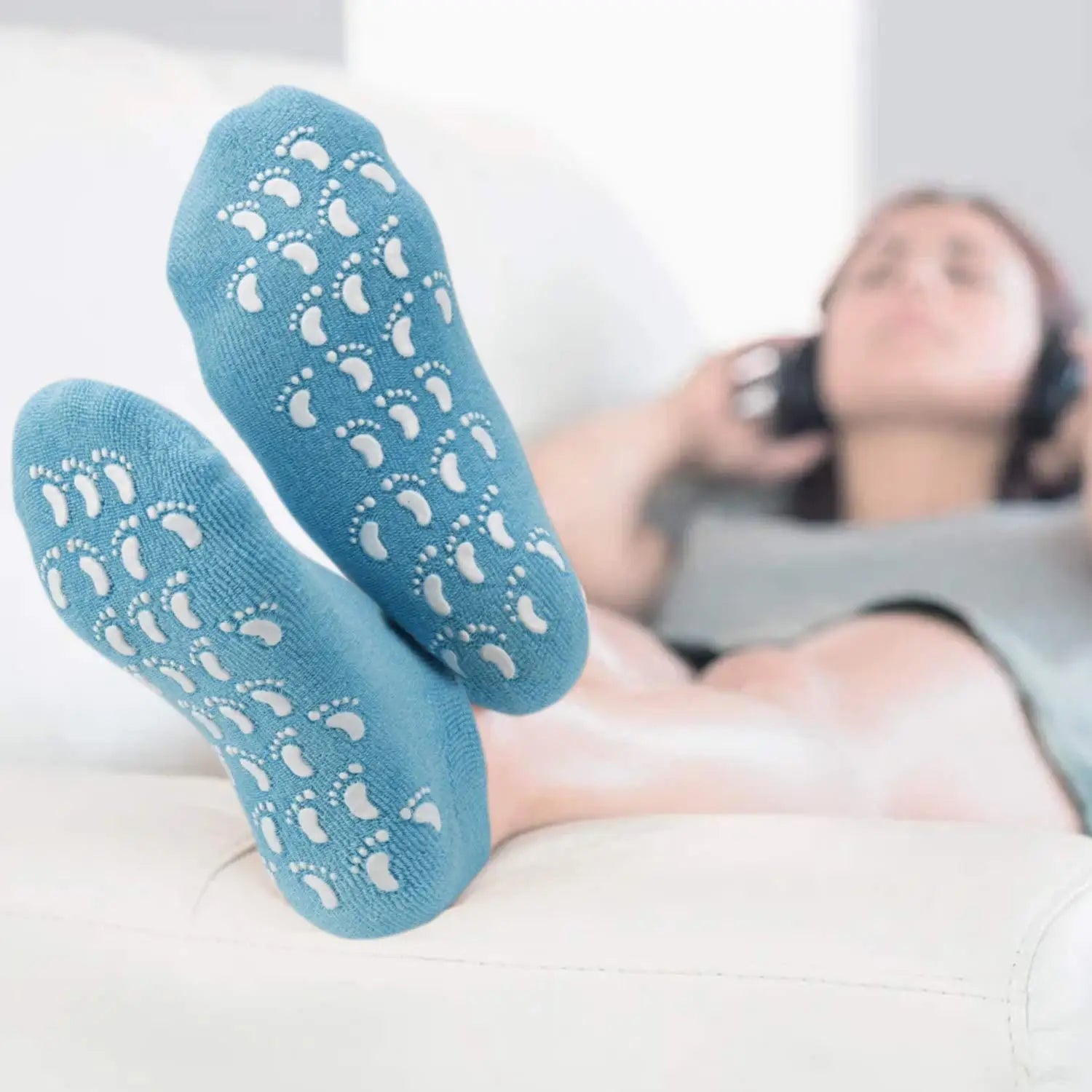 1 set Reusable SPA Gel Socks & gloves Moisturizing whitening exfoliating velvet smooth beauty hand foot care silicone socks