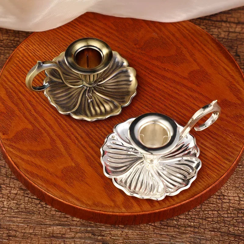 European Style Candlestick Valentines Day Handheld Candle Holders Retro Single Head Candlelight Stand Taper Holder Wholesale