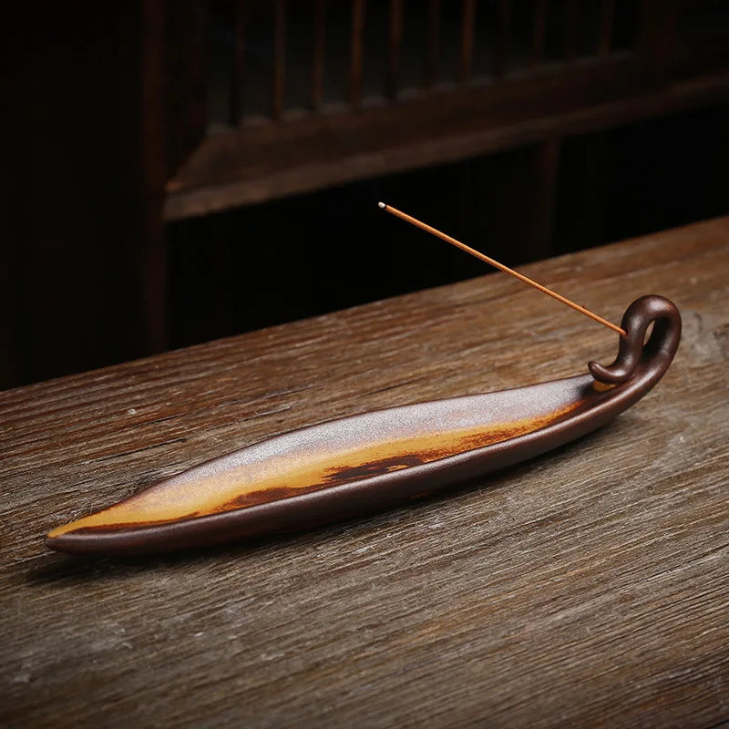 Chinese style retro fishing line incense burner, home decoration with a flat boat lying incense diffuser incense pedestal