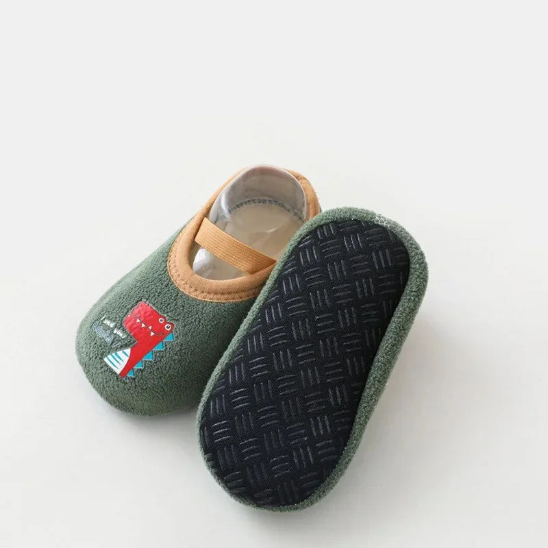 Cozy Animal First Walker Slippers for Baby – Anti-Slip Winter Shoes