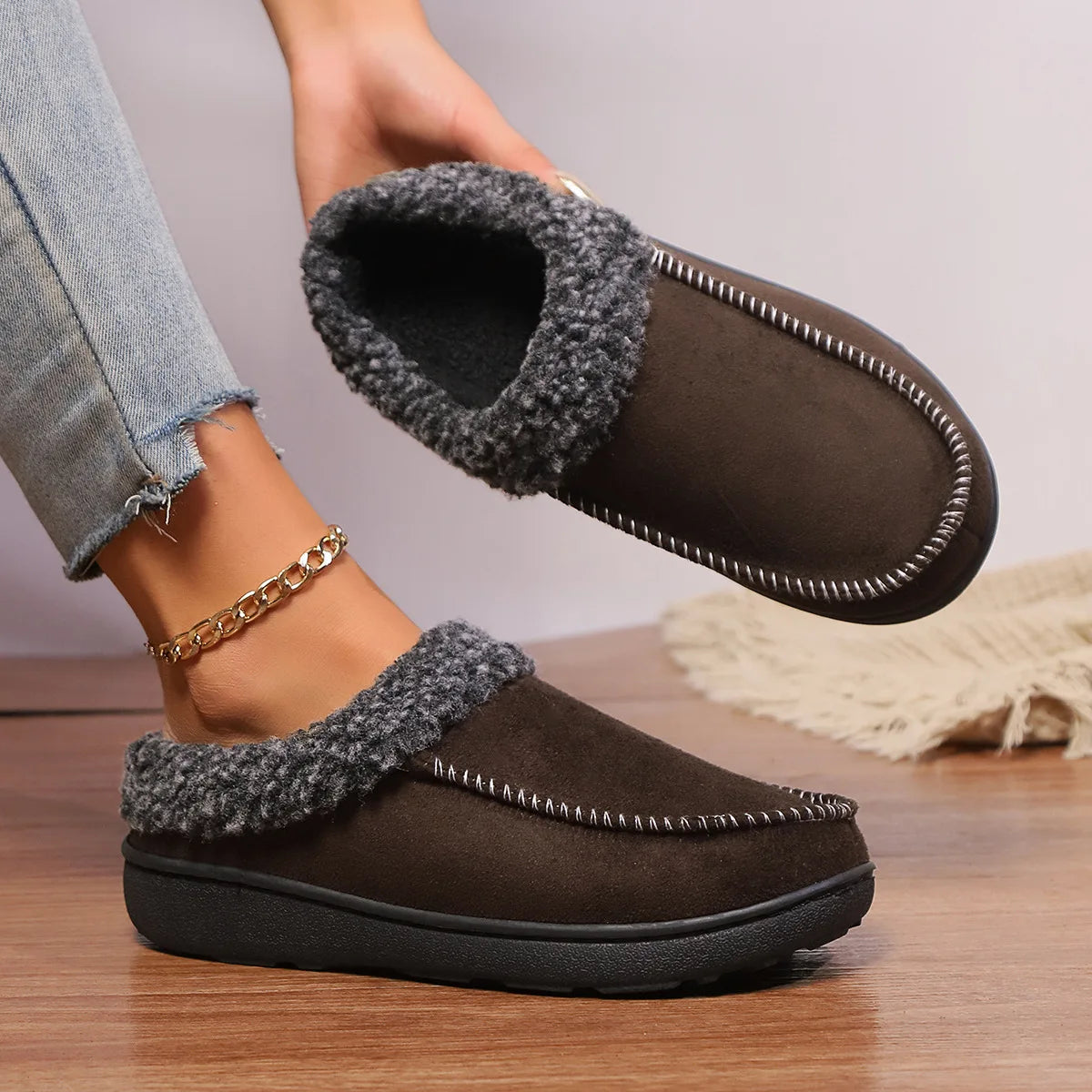 Plush Winter Corduroy Slide Slippers for Men & Women – Warm Indoor House Shoes