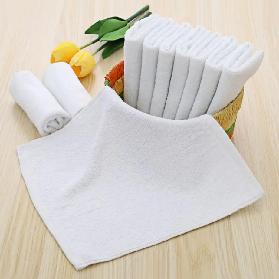4/8pcs Cotton Wash Cloth, Luxurious Soft, 11.81 x 11.81 inch Ultra Absorbent, Machine Washable Washcloths, White