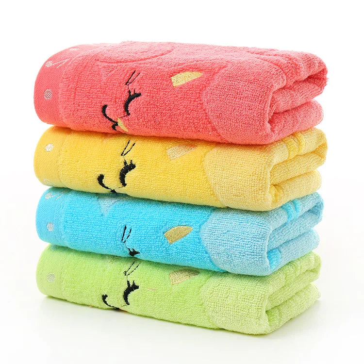 1pcs Children Towels Comfortable Bamboo Fiber  Super Soft Kids Cute Kittens Strong Water Absorbing High End Towel High Quality