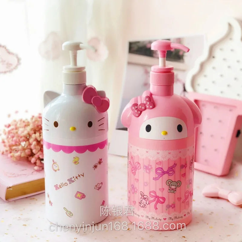 2025 New Kawaii Hello Kitty Large Capacity Shower Gel Dispensing Bottle Sanrio Cartoon MyMelody Shampoo Pressing Bottle