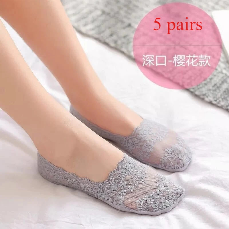 New lace boat socks women's summer thin shallow mouth silicone non-slip invisible socks do not fall off the heel socks