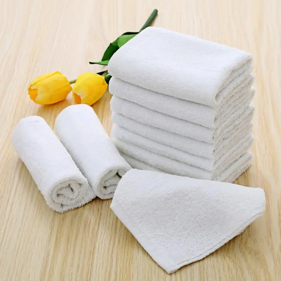 4/8pcs Cotton Wash Cloth, Luxurious Soft, 11.81 x 11.81 inch Ultra Absorbent, Machine Washable Washcloths, White